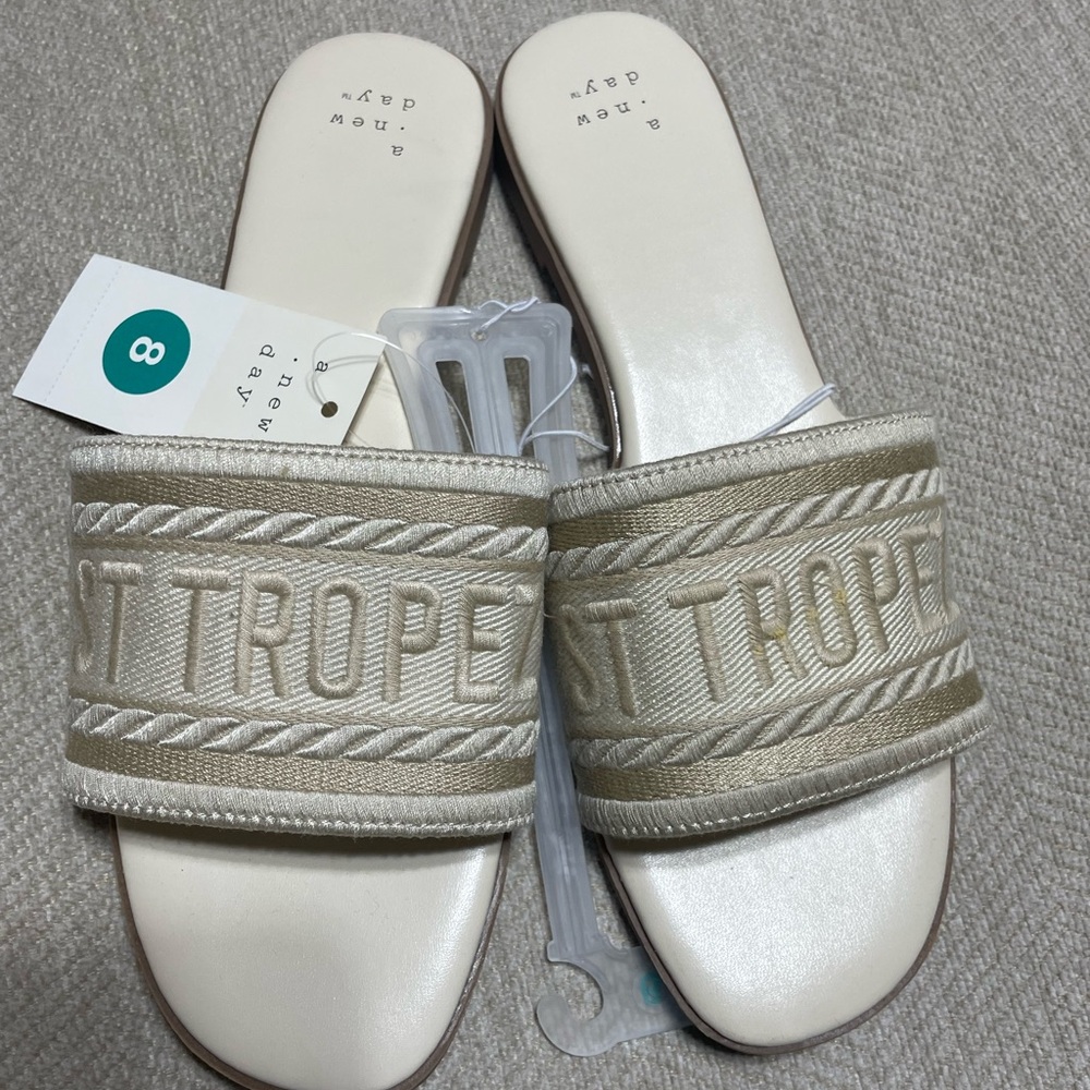 NWT size 8 St Tropez slides